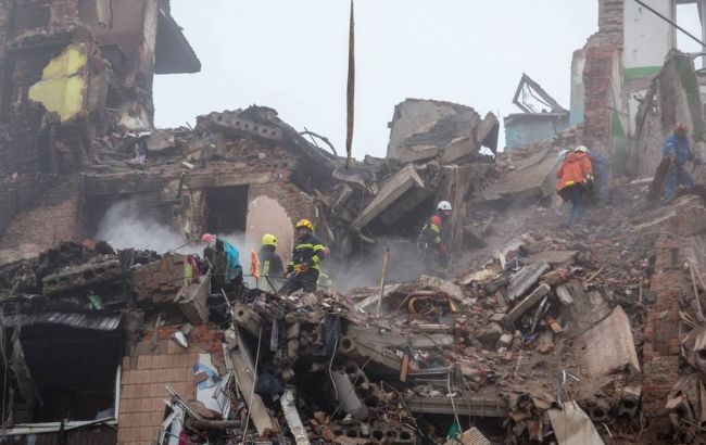 Обстріл Тернополя: на зв'язок досі не виходять 14 людей