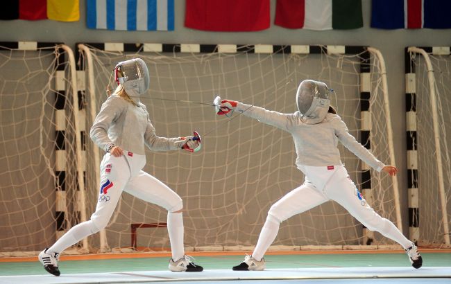 Польща відмовилася проводити Кубок світу з фехтування через допуск росіян та білорусів