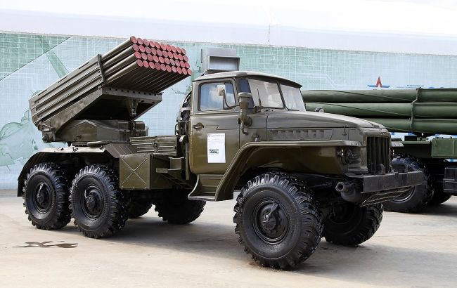 Приказывали обстреливать Харьковскую область. Прокуратура подозревает двух командиров РФ