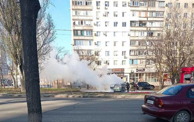 В Маріуполі стався вибух: підірвали автомобіль "поліцейського" окупантів