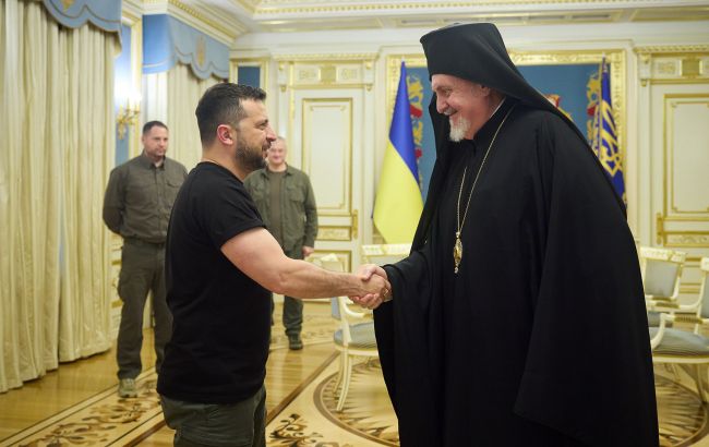 Зеленський зустрівся з представником Вселенського патріарха: що обговорили