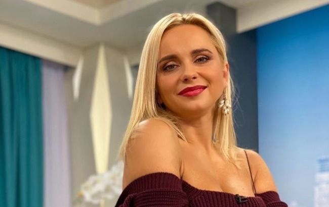 Чарівна Лілія Ребрик у вечірньому вбранні поділилася дієвою схемою досягнення мрії