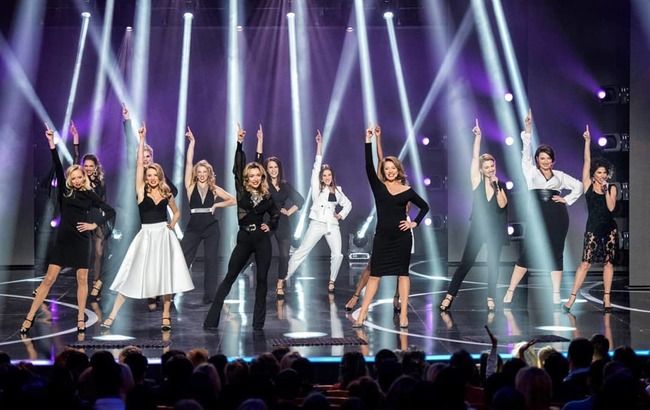 Звезды "Квартал 95" устроили горячую пляжную фотосессию в Турции