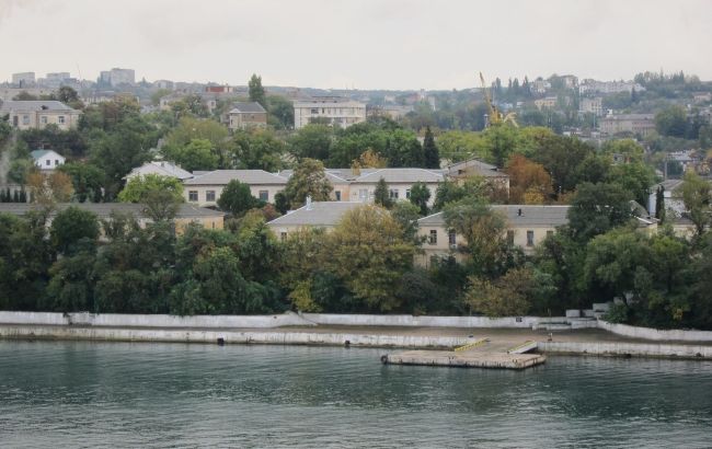 Оккупанты продлили высокий уровень террористической опасности в Севастополе