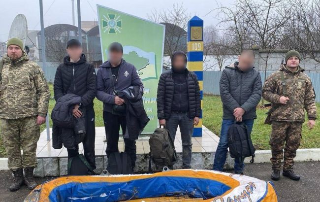 "Не дісталися фінішу". Прикордонники не дали ухилянтам втекти з України на човні