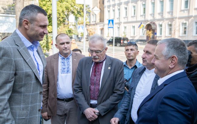 В столице заложили камень на месте, где будет скульптурная композиция Ивану Франко, - Кличко