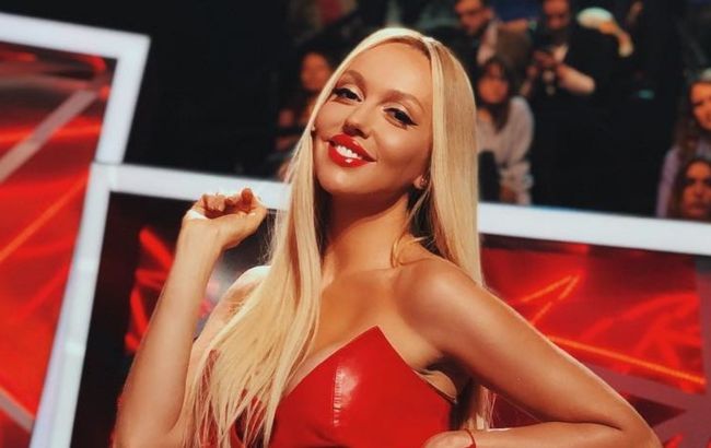 Це бомба: Оля Полякова в крихітному бікіні поділилася своїм захоплюючим відкриття