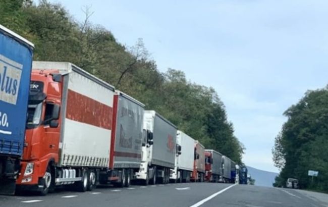 Мининфраструктуры отменило плату за бронирование международных перевозок