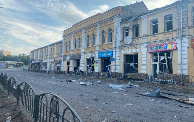 Обстрел Чугуева: количество раненых возросло до 9, среди них - подросток (фото)