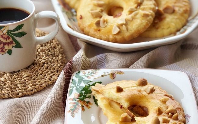 Сладкое лакомство: песочные кольца с арахисом