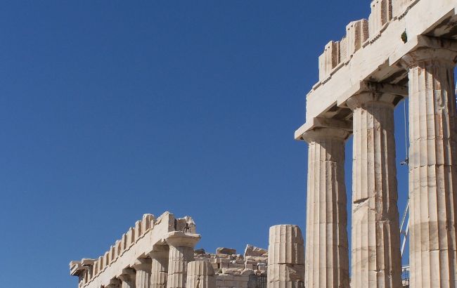 Ватикан повернув до Греції кілька фрагментів скульптур Парфенону