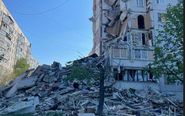 Росіяни вдарили по Вовчанську планерувальним боєприпасом: є жертва та поранені