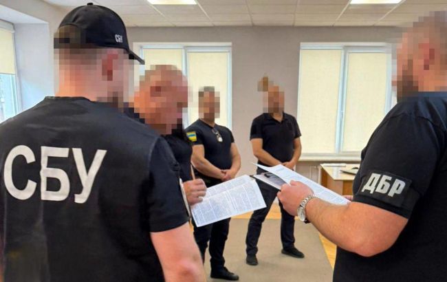 Масштабні обшуки на митницях: правоохоронці викрили схеми у 4 областях