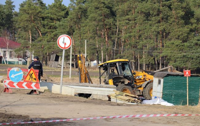 У Сумській області на міні підірвався екскаватор: є постраждалі