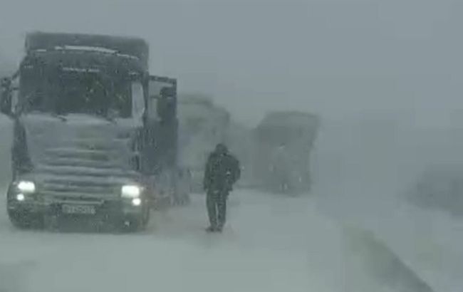 В Одесі через перебої зі світлом зупинили районні котельні, в області фіксують ураган