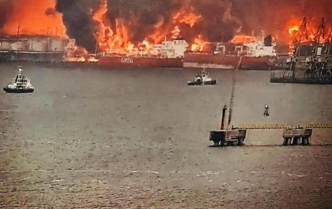 Порт Усть-Луга у вогні: з'явилися кадри масштабної пожежі після української атаки