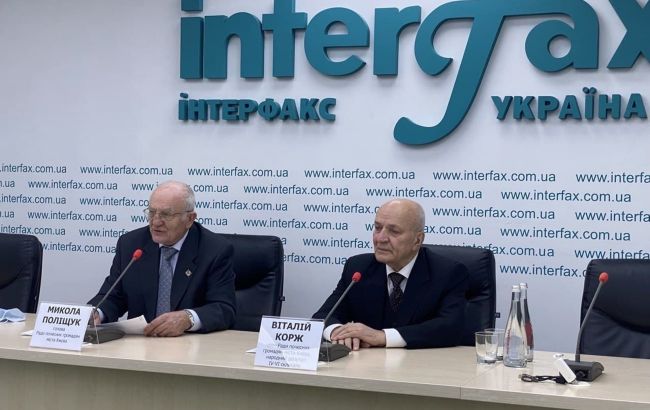 Совет почетных граждан Киева призвал власть отказаться от принятия закона о столице