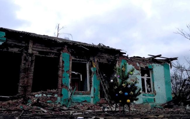 Гайдай показав головну ялинку Луганської області в цьому році