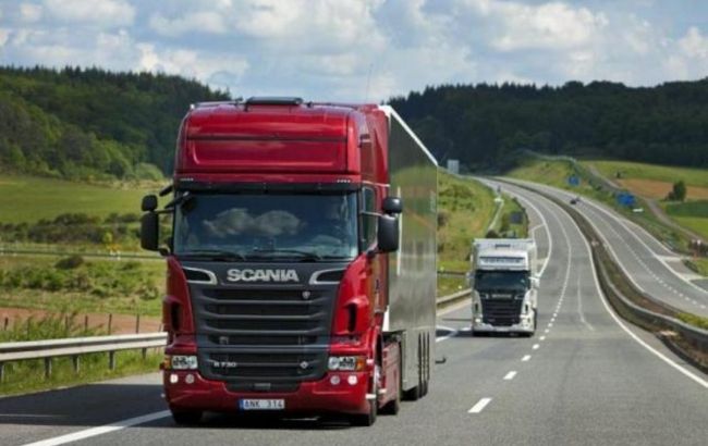 Польша увеличивает количество разрешений на грузовые автоперевозки для Украины, - МИУ