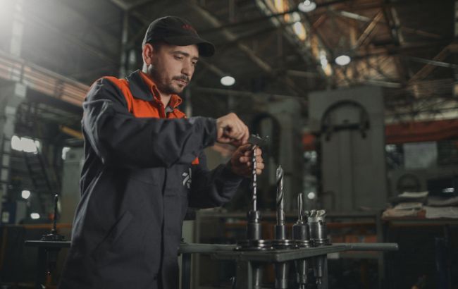 За 5 месяцев 2025 года ДТЭК изготовил 4 новых проходческих комбайна для поддержания работы шахт