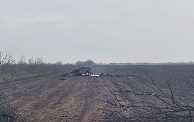 Неподалік Берислава вибухнув автомобіль: загинули двоє людей