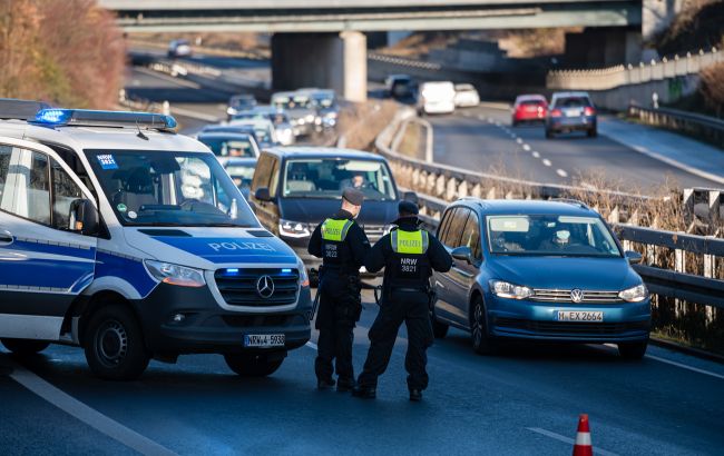 У Німеччині перекинувся автобус: серед 54 пасажирів були українці