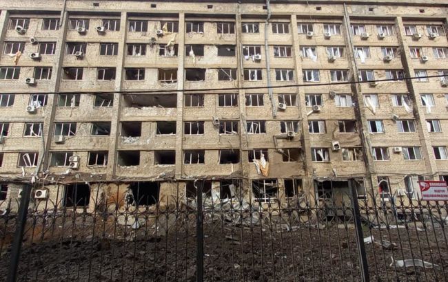 Оккупанты атаковали центр Краматорска, ранена женщина (фото)