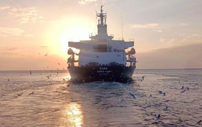 З порту Одеси вийшло ще одне судно тимчасовим коридором