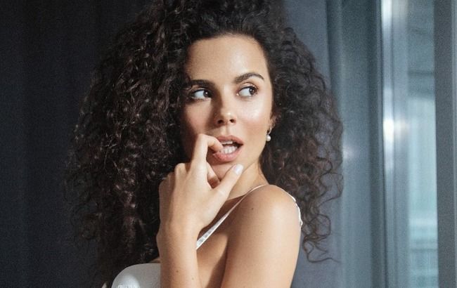 Сукня для "Оскара": Каменських вбила прозорим "пухнастим" вбранням на червоній доріжці