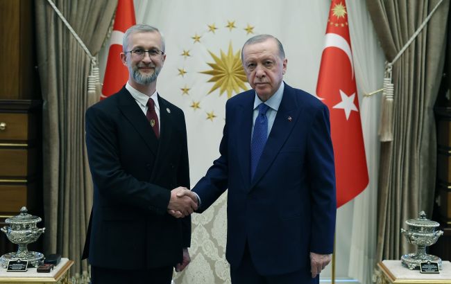 У Туреччині розпочав роботу новий посол України Наріман Джелял