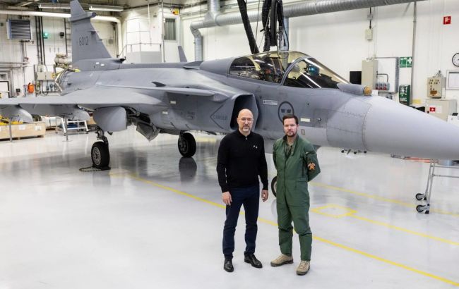 Украина и Швеция работают над ускорением поставок Gripen, - Шмыгаль