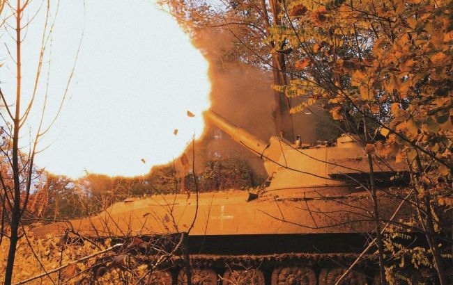 Бійці "Альфа" одним ударом знищили одразу три БМП росіян (відео)