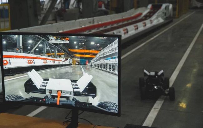 В Украине впервые провели тест-драйв электромобиля в рамках Smart Factory 5G