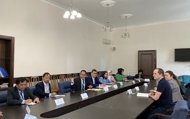 Индонезия выделит 5 млн долларов финансовой помощи для Украины: на что пойдут деньги