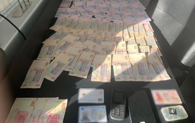 В Украине поймали мошенников, которые "сдавали в аренду" несуществующее жилье переселенцам