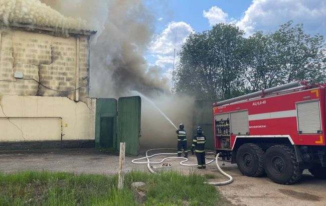 Було чути вибухи. Під Москвою горить спиртзавод