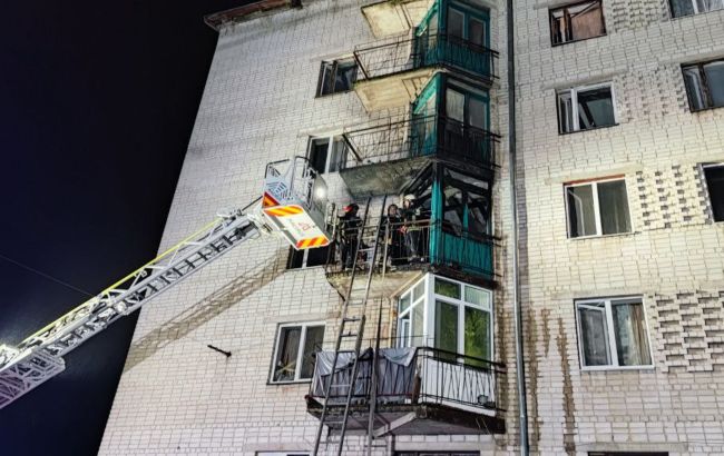 У Житомирі сталася пожежа у гуртожитку медінституту: постраждали четверо студентів