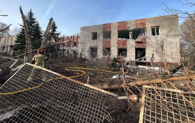 Ракетна атака на Дніпро: в ОВА показали відео наслідків