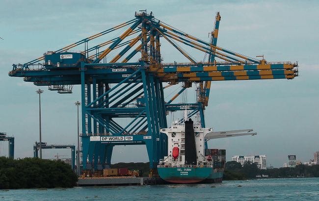 Співпрацює з РФ. Дубайський гігант DP World внесли до списку спонсорів війни
