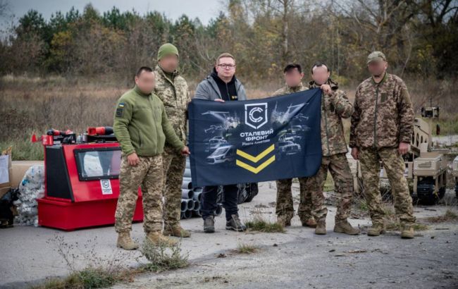 "Сталевий фронт" Ріната Ахметова передав 157-й бригаді допомогу на 120 млн грн