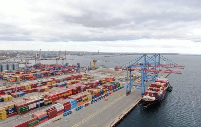 В декабре ДП "КТО" установило рекорд перевалки контейнеров терминалами в Украине за последние 12 лет