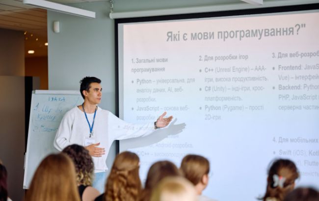Андрей Матюха и Favbet Foundation инициировали мастер-класс для подростков в сфере IT
