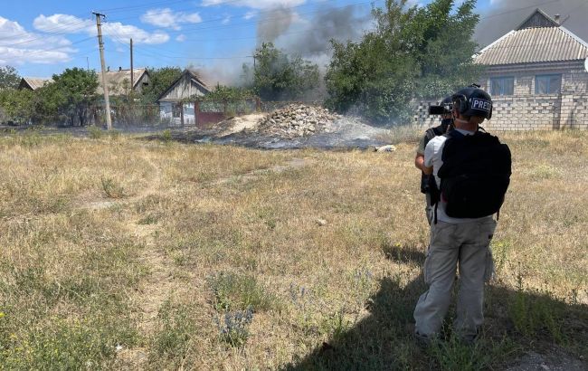 Журналисты из Португалии попали под обстрел россиян в Николаевской области