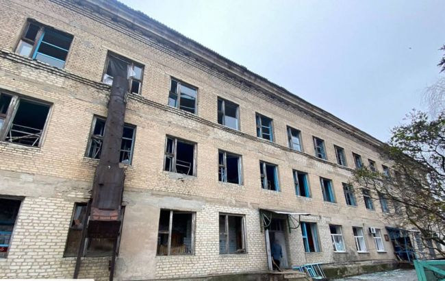 Кількість поранених через ракетний удар РФ по Селидовому зросла до 8 людей (фото)