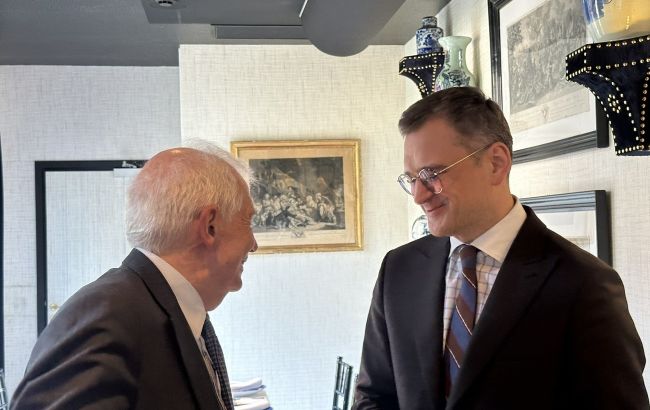 Кулеба обговорив з Боррелем постачання боєприпасів ЄС в Україну