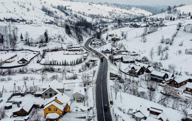 На Закарпатье отремонтировали почти 50 км высокогорной трассы