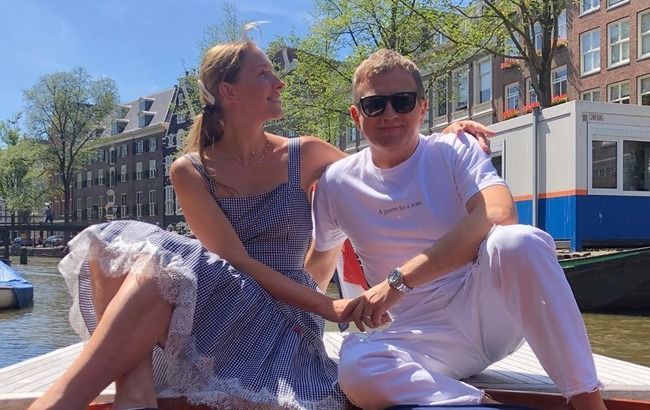 "Дуже зворушливо!" Осадча з Горбуновим показала поцілунок на камеру