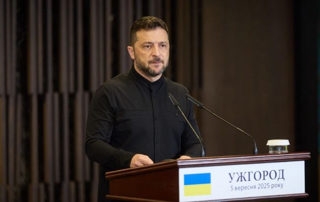 Зеленський про парад у Китаї: боремося зі злом, яке там було присутнє