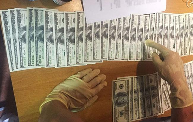 Нацполиция задержала на взяточничестве работников вузов в трех областях