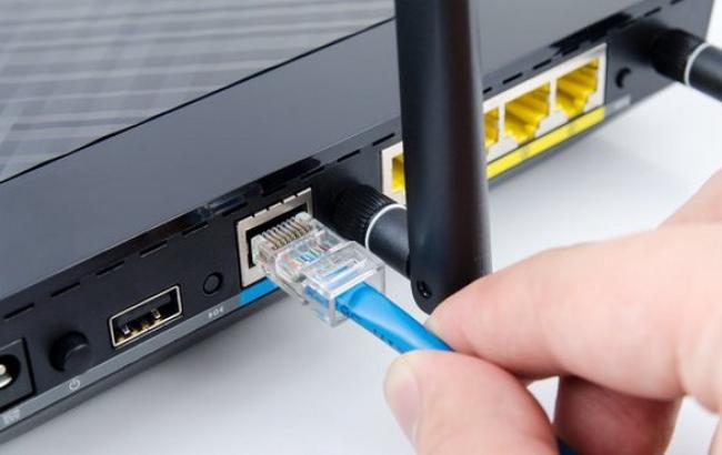 Киберполиция разыскивает повредивших интернет-оборудование в Киеве злоумышленников